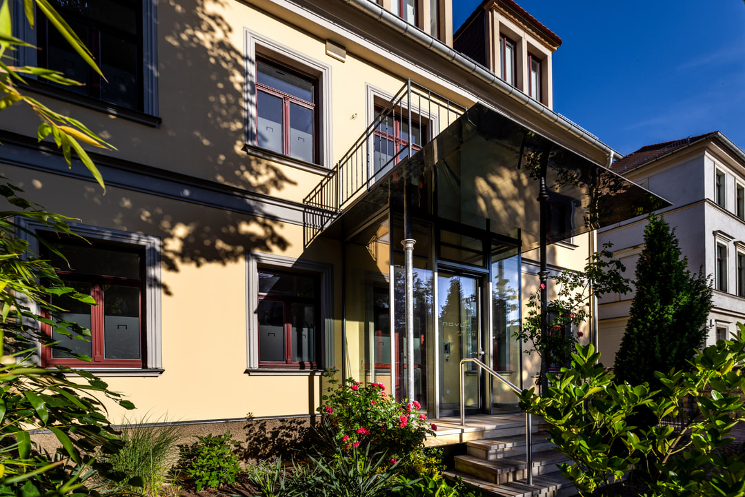 Villa Nova, Büro NOVUM DIGITAL® im Dresdner Barockviertel